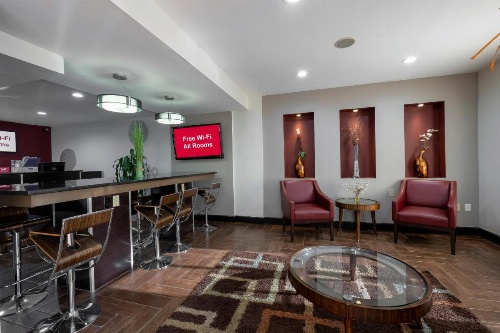 Red Roof Inn Raleigh North-Crabtree Mall/PNC Arena image 10