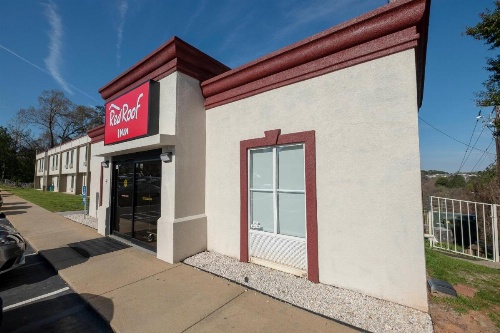 Red Roof Inn Raleigh North-Crabtree Mall/PNC Arena image 25